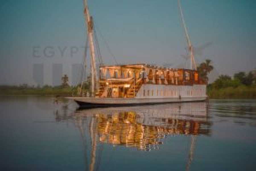 Tours to Egypt 4 Days Musk Dahabiya Nile Cruise
