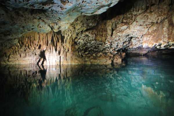 Adventure Makers Bonaire Cave (snorkel) tour