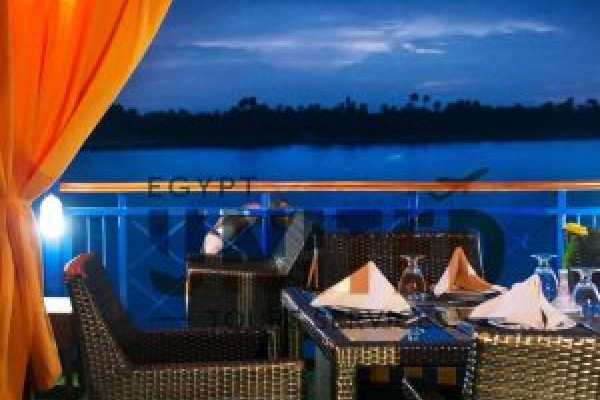 MS/ Esmeralda Nile Cruise from Luxor 8 Days