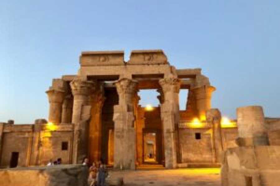 Tours to Egypt 8 Days Egypt Pyramids Tour with Nile Cruise Aswan to Luxor 2024/2025