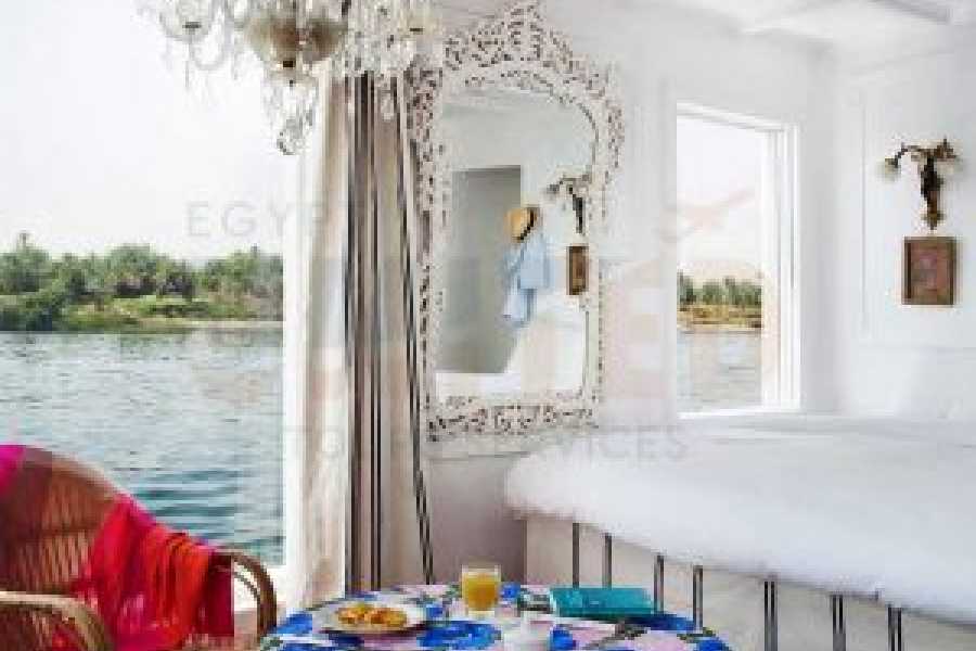 Tours to Egypt CROISI&Egrave;RE DAHABIYA DE 8 JOURS SUR LE NIL &Agrave; BORD DU LOTUS SACR&Eacute;