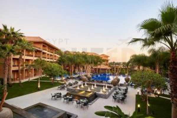 A Luxury 4 Days At Dusit Thani LakeView Cairo Hotel With Tours Included In This Package 2024/2025