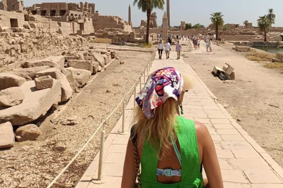 Egypt Tour packages Transfer from Hotel in Abydos to Hurghada Hotel