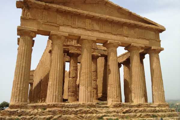 Tour privato della Valle dei Templi con visita ai Giardini di Kolymbetra