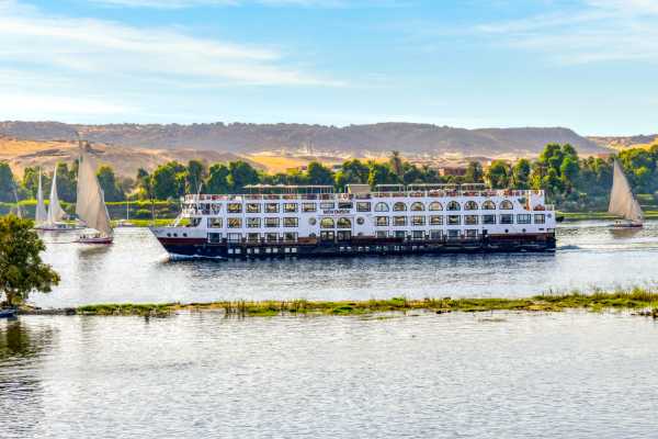 Journey To Egypt 4-Day Nile Cruise from Cairo with Flights, Abu Simbel & Balloon Ride