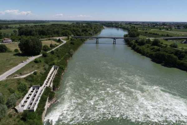 DISCOVERING THE MASTER RIVER