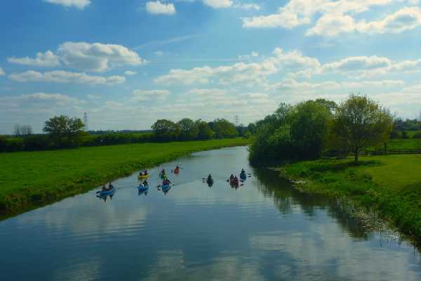 Hire: Guided Paddle Tour