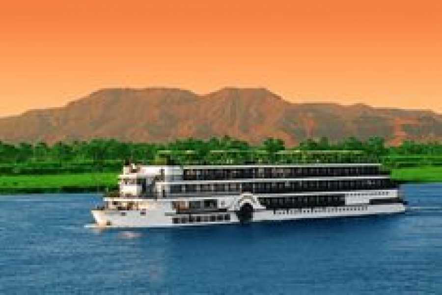 Bastet Travel Egypt Nile Pharaoh Dinner Cruise
