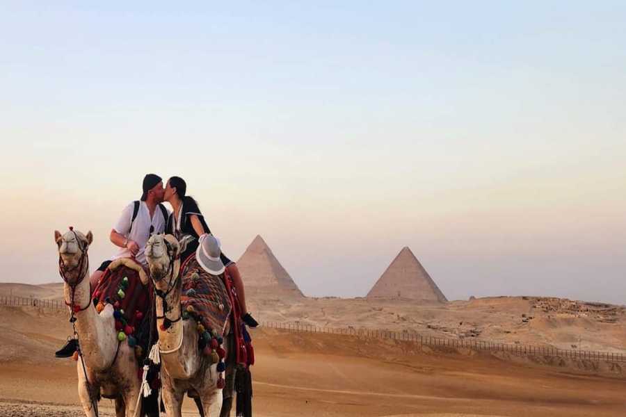 Bastet Travel Egypt Day Tour to Cairo and Pyramids from Port Said