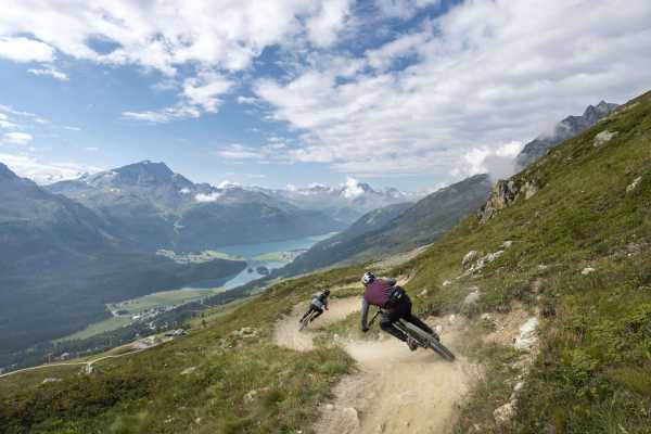 Workation Mountainbike und E-Mountainbike La Punt