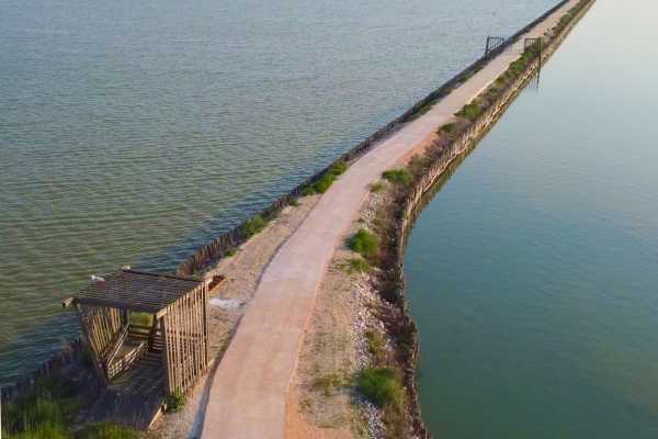 Comacchio - Argine degli Angeli