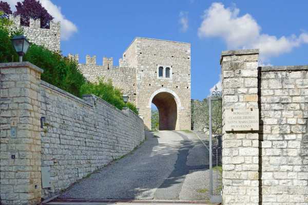 LAZIO: Monastero Clarisse Eremite, Vie e Cammini di San Francesco
