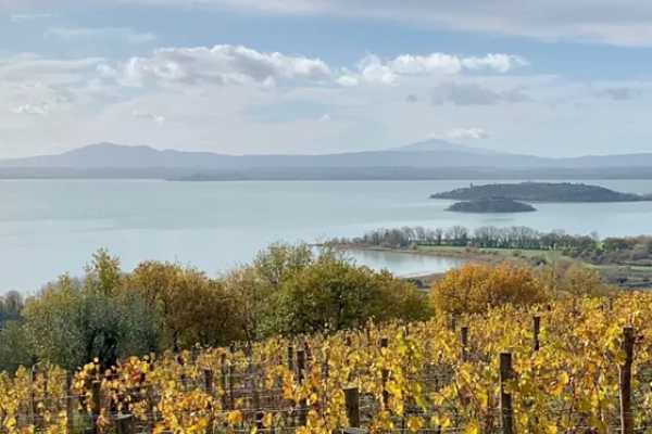 UMBRIA: Passignano sul Trasimeno e la Lauretana, Vie e Cammini Lauretani