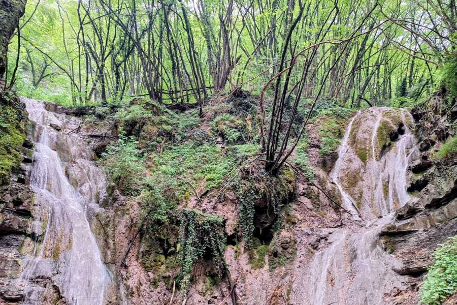 Modenatur MSlowsu25-: Serramazzoni: Cascate del Bucamante