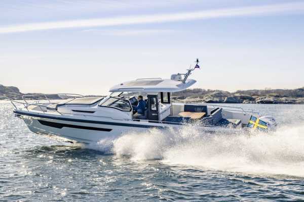 Sithonia Blue Waters with captain, Nimbus T11 Yacht