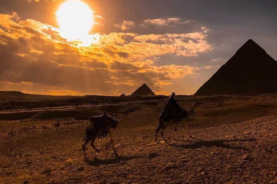 EMO TOURS EGYPT All-Inclusive Giza Pyramids, Sphinx & Inside Pyramid Tour