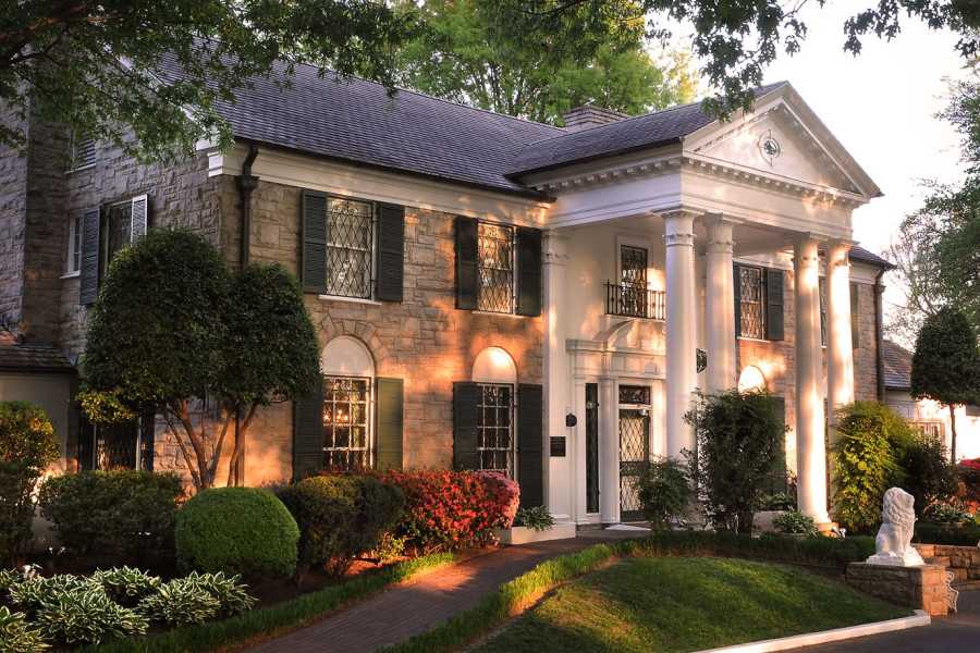 Dream Vacation Tours NASHVILLE, ELVIS, DOLLY & LANCASTER DREAM TOUR FROM NS & NB