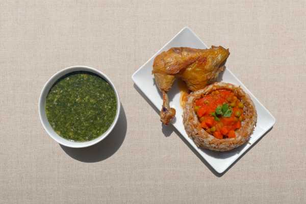 Mama&rsquo;s Kitchen: Molokhiya & Homestyle Chicken