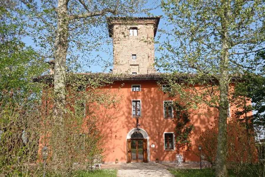 Bologna Welcome - eXtraBo Degustazione medievale in residenza d'epoca - Speciale Weekend del gusto