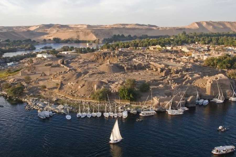Egypt Tour packages 4 Days Nile Cruise from Aswan to Luxor on crown emperor