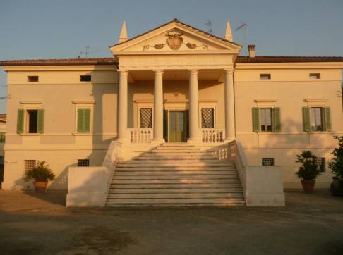 Villa Modoni - Alla scoperta di ville e castelli