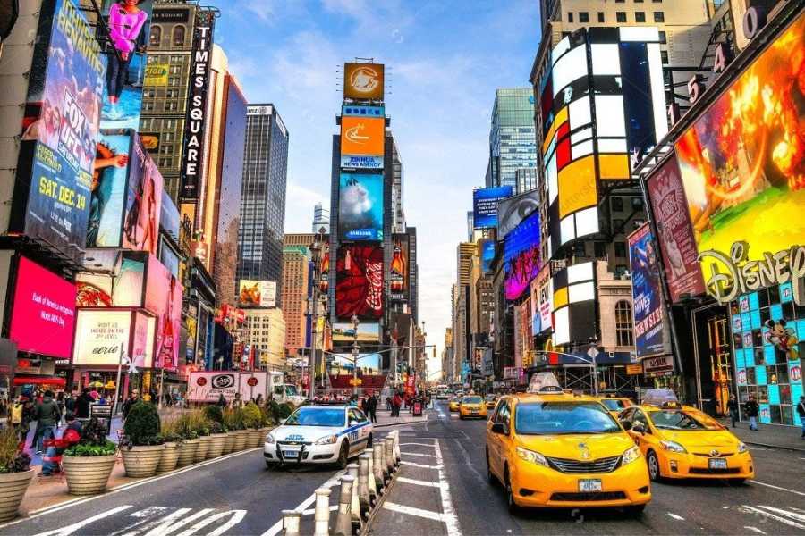 Dream Vacation Tours 7-DAY NEW YORK CITY LUXURY DREAM TOUR FROM NS & NB