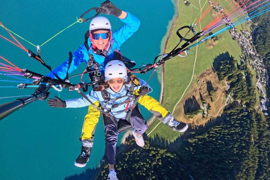 St. Moritz Paragliding GmbH Pilota Parapendio Privato per tutto il giorno