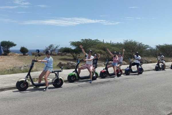 Eco-Friendly eScooter Adventures in Cura&ccedil;ao