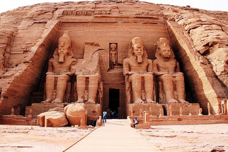 Egypt Tour packages 3 Days Trip Aswan and Abu Simbel from Hurghada