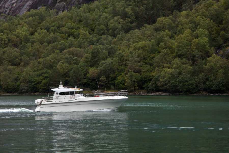 Hardanger Fjordsafari AS Hardangerfjord sightseeing 2hrs