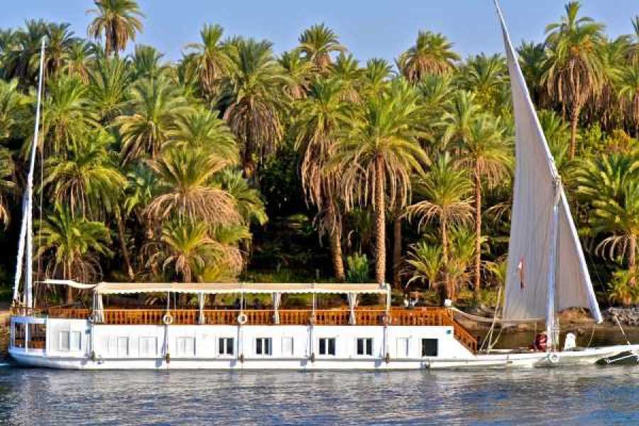 Egypt Tour packages Bestil 4-dages Dahabiya Nilenkrydstogt: Aswan til Luxor