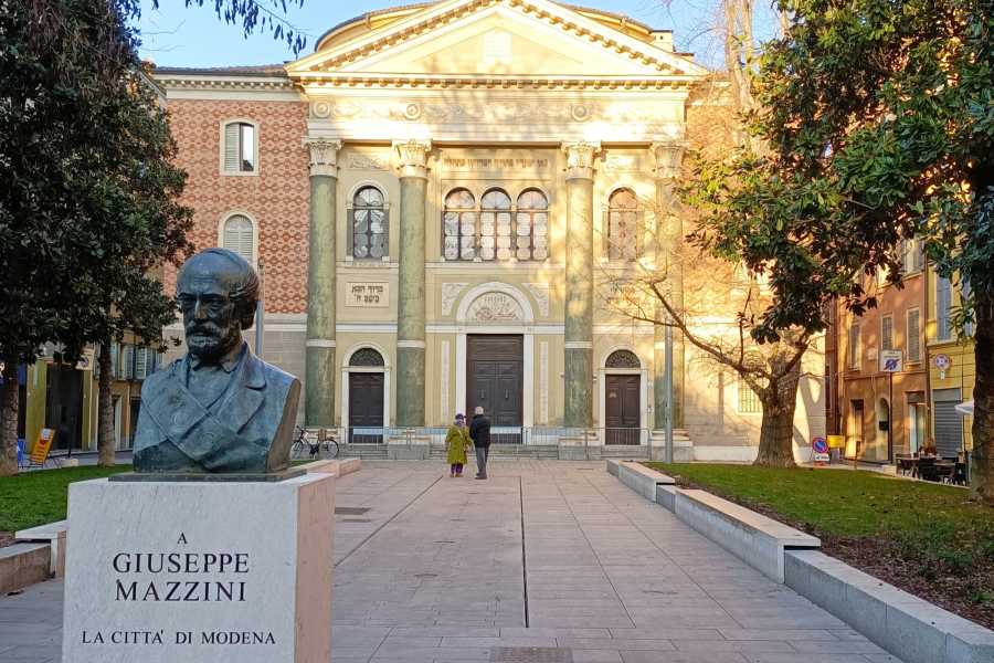 Modenatur Oltre il ghetto
