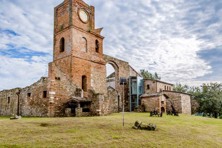 Promhotels Riccione (ERW) Montescudo e Monte Colombo: Romagna taste and craft
