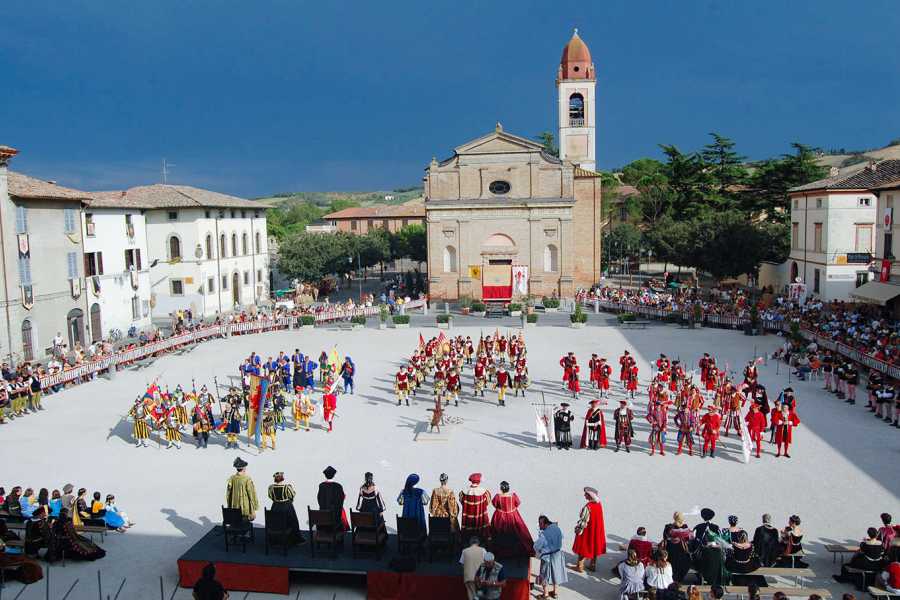 Giratlantide srl (ERW) Castrocaro Terme e Terra del Sole. La Terra che prende il nome dal Sole