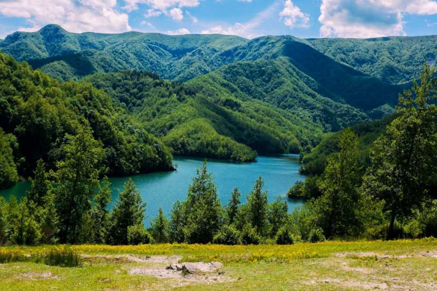 Giratlantide srl (ERW) Santa Sofia e Ridracoli. Lo specchio azzurro dell'Appennino
