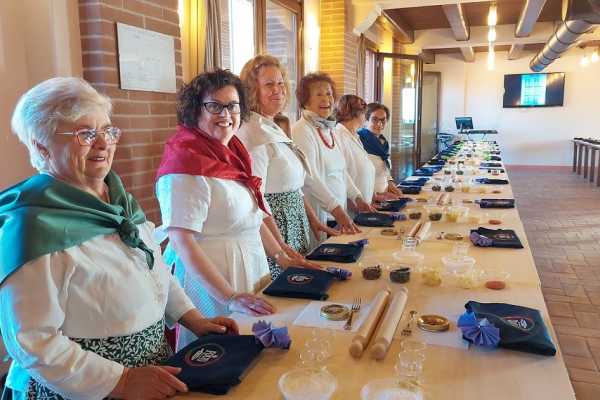 Cooking class e light lunch in agriturismo