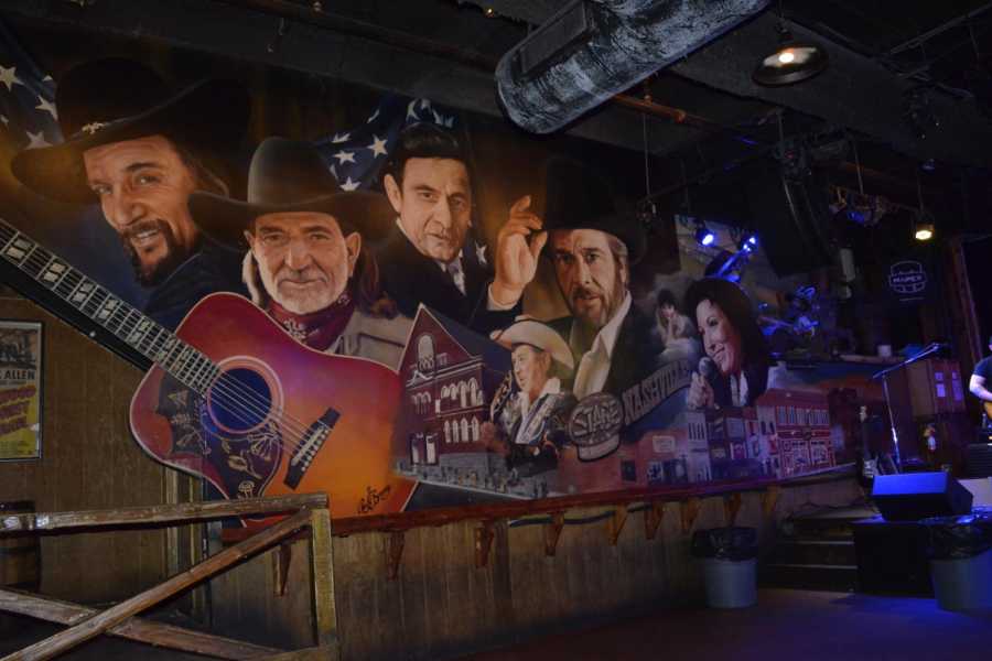 Dream Vacation Tours NASHVILLE, ELVIS, DOLLY & LANCASTER  DREAM TOUR FROM NS & NB