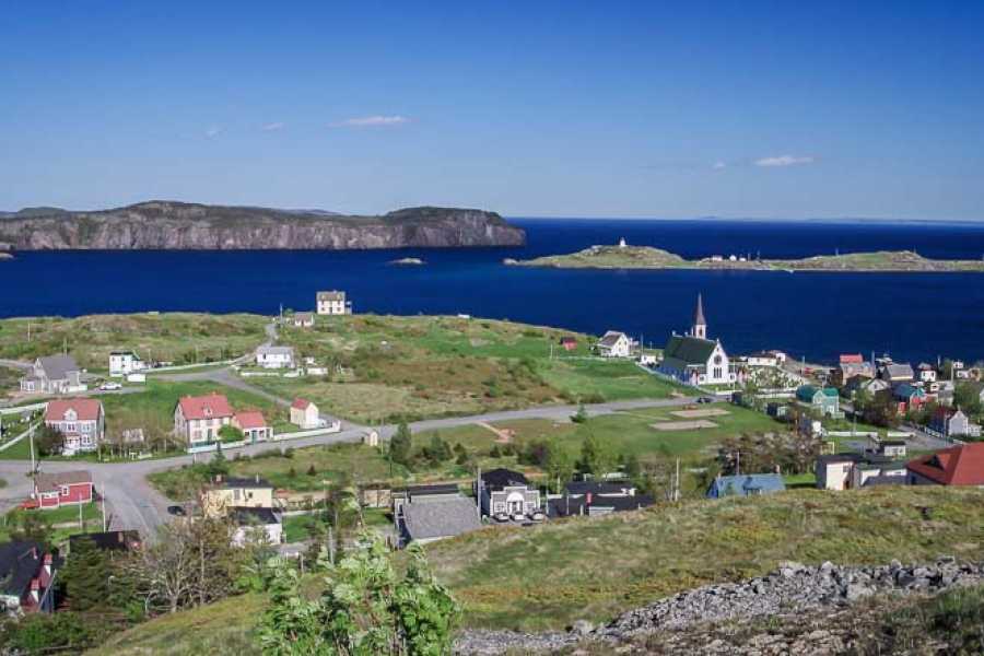 Dream Vacation Tours *12-DAY NEWFOUNDLAND DREAM TOUR*
