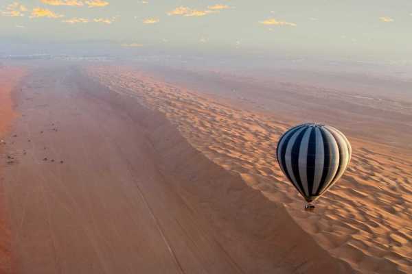 Above the Desert (Hot Air Ballon + Wadi Hawer)