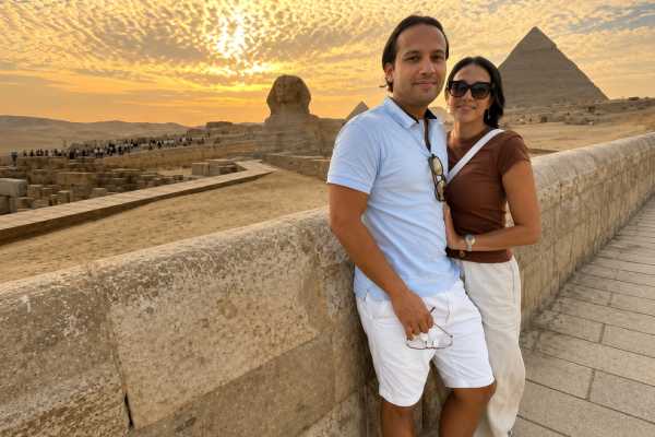 Giza Pyramids, Egyptian Museum & Khan El Khalili Tour
