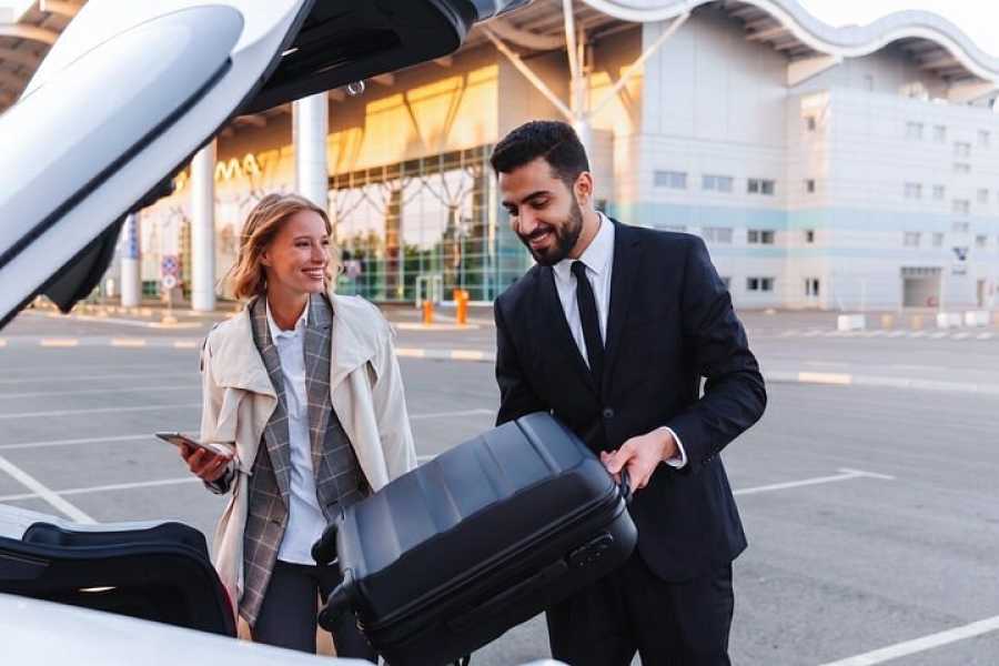 Let`s Explore Egypt Private Transfer from Cairo Airport to New Cairo