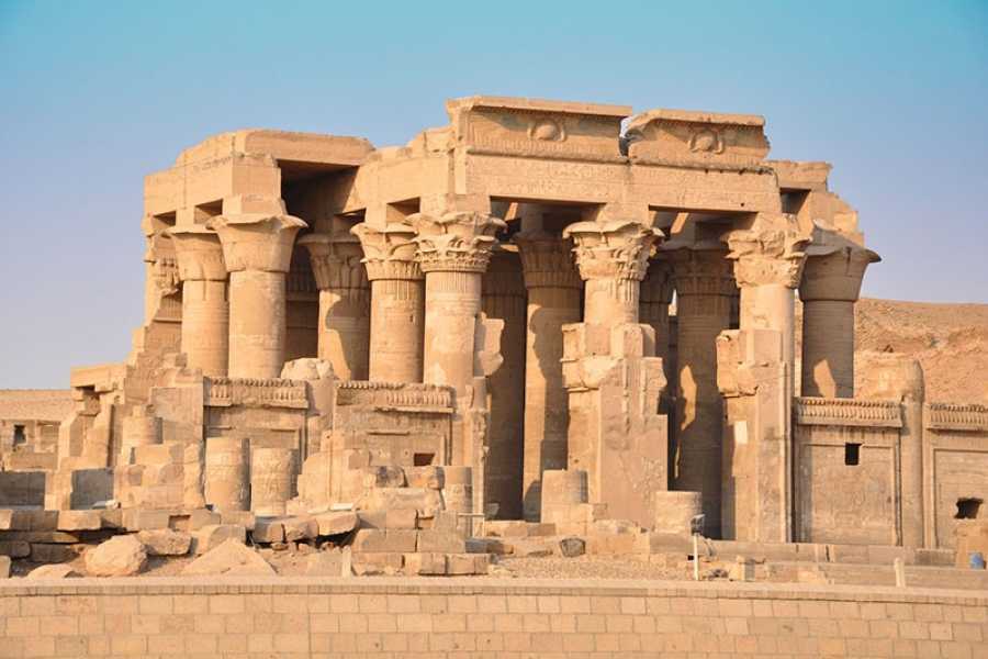 EMO TOURS EGYPT JOURN&Eacute;E &Agrave; L'ASWAN DE LUXOR