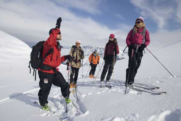 Private avalanche course