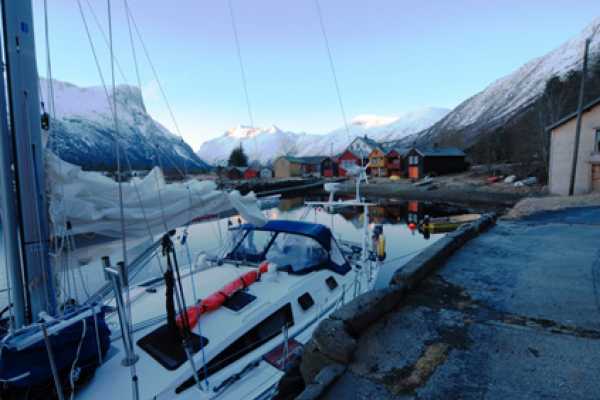 Ski & Sail
