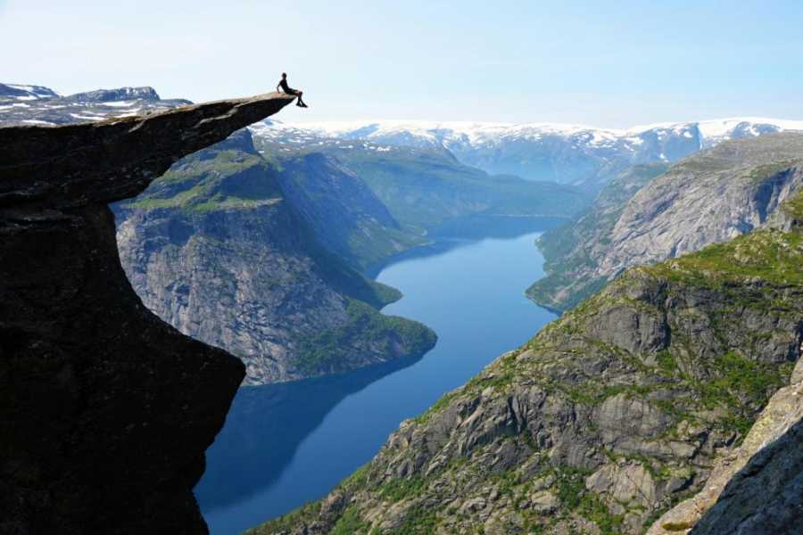 Be Nature Drift AS PRIVATE TROLLTUNGA GUIDED HIKE