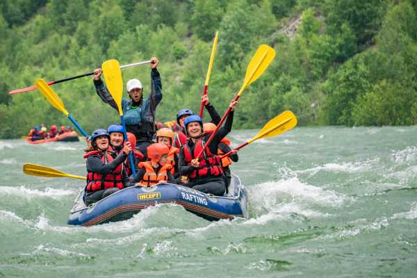 Family rafting
