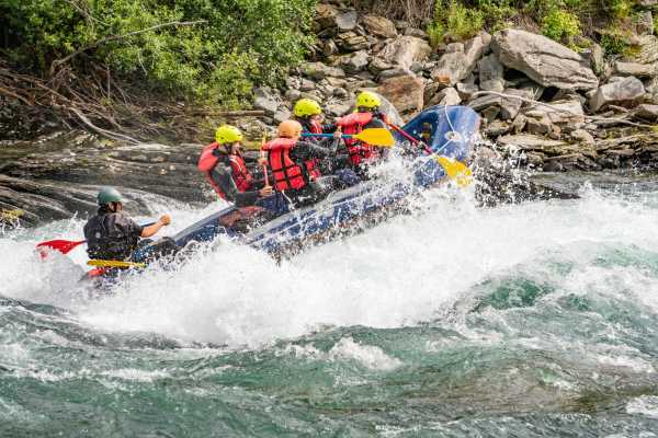 Classic whitewater rafting in Sjoa - Day trip PlayRun