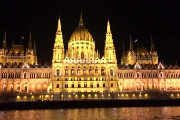 Budapest Danube River Dinner Cruise