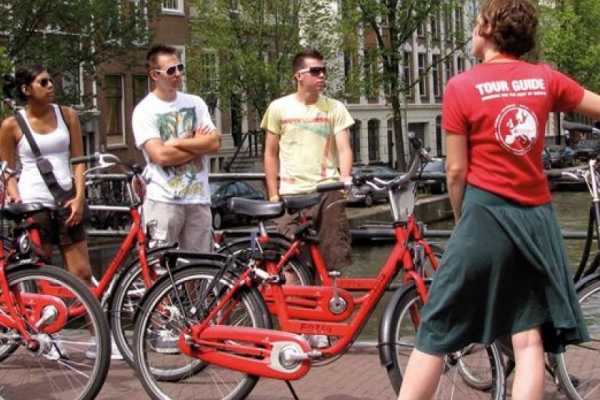 AMSTERDAM CITY BIKE TOUR