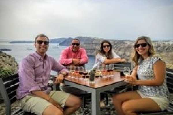 Santorini Sightseeing Tour with Wine Tasting